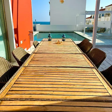 Pool View Encanto Eros
